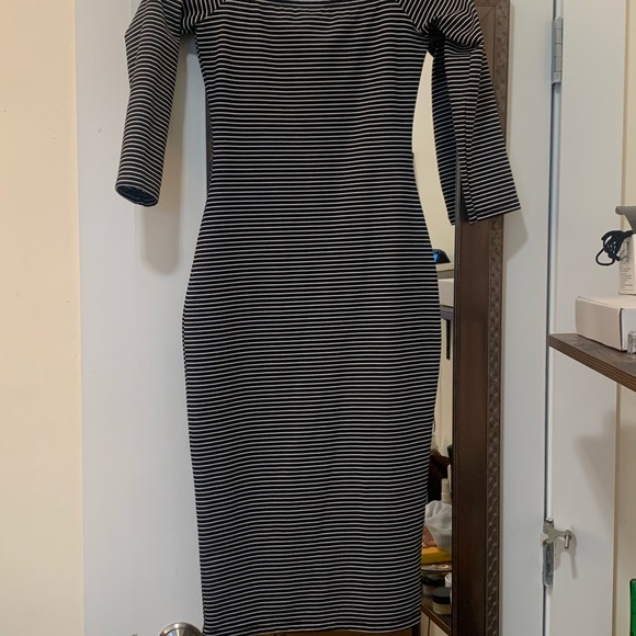 Zara Off the Shoulder Bodycon dress Sm - Picture 3 of 5